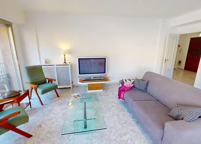 Apartment Spacieux 2p Centre Avec Terrasse, Clim Et Parking Prive - Fr-1-196-370 Menton